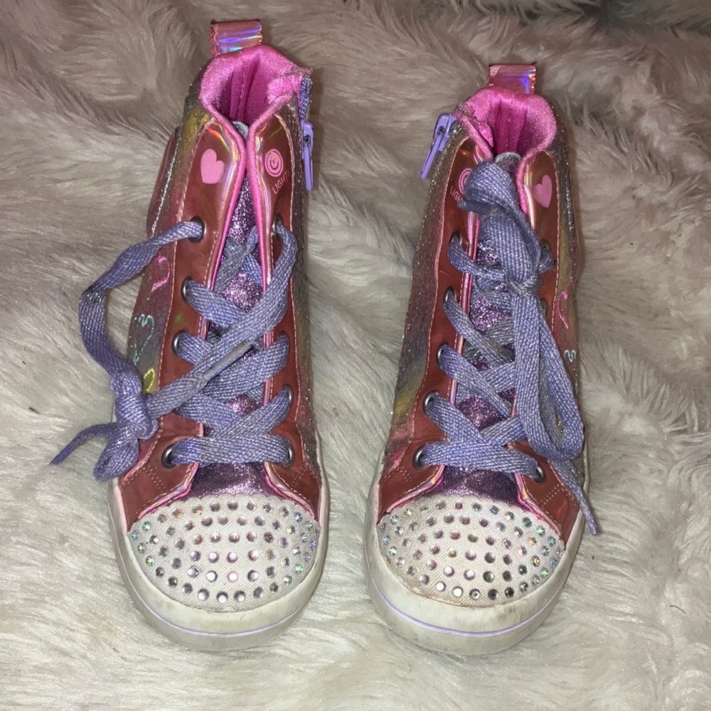 Twinkle Toes Pink Light Up Sneakers Size 1. Used in Good Condition.